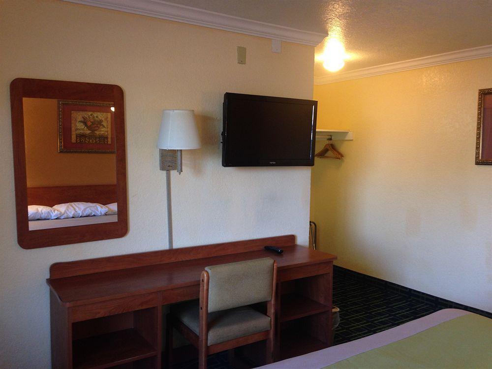 Value Inn เบลฟลาวเวอร์ ภายนอก รูปภาพ
