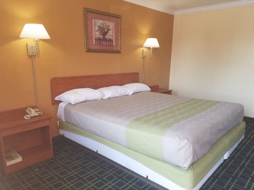 Value Inn เบลฟลาวเวอร์ ภายนอก รูปภาพ
