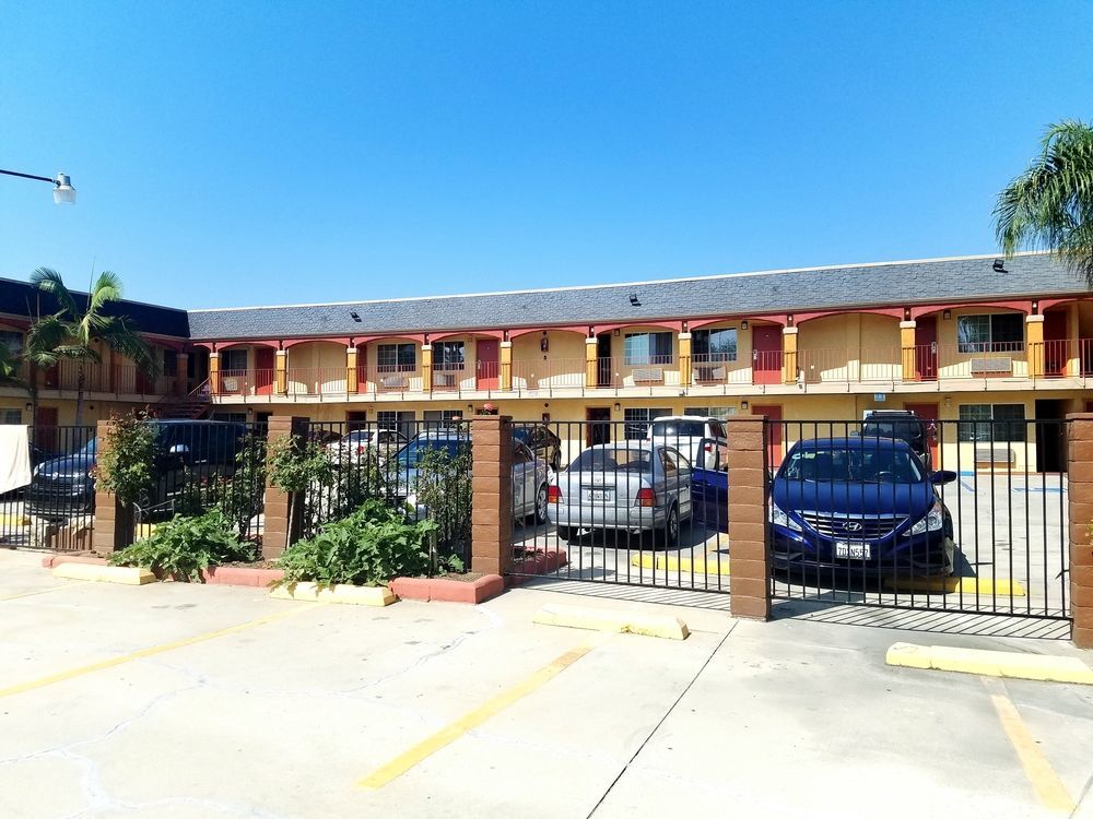 Value Inn เบลฟลาวเวอร์ ภายนอก รูปภาพ